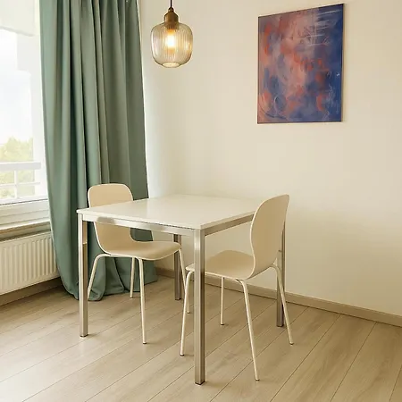 Design Mit Balkon 15 Min Airport Apartamento Offenbach del Meno