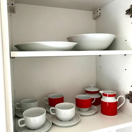 Design Mit Balkon 15 Min Airport Apartamento *